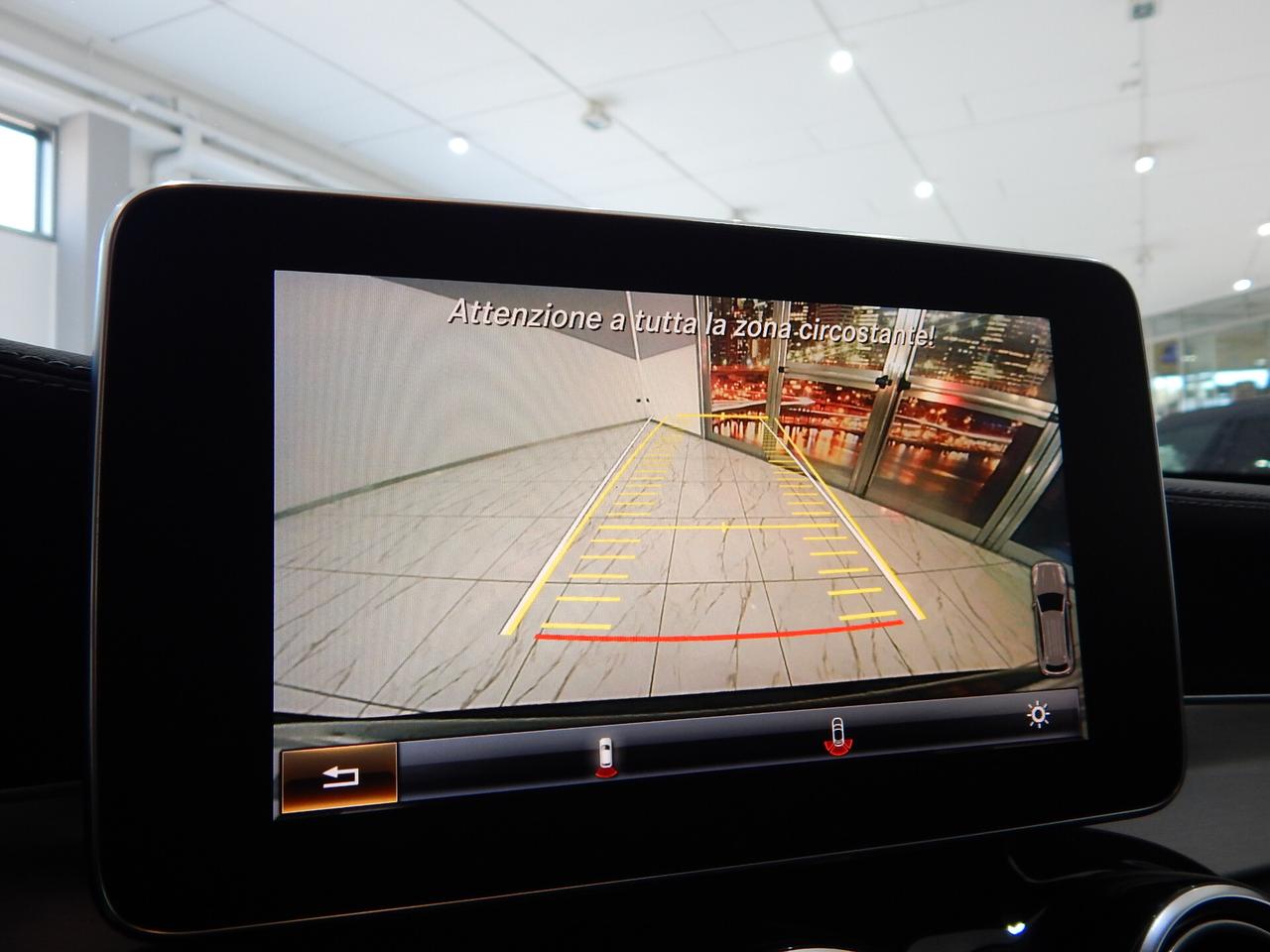 Mercedes-Benz GLC 220 d Premium AMG 4matic Aut. TETTO-NAVI-PELLE-PARK-LED