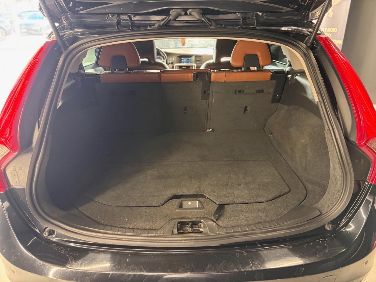 VOLVO V60 1.6 120CV 2012