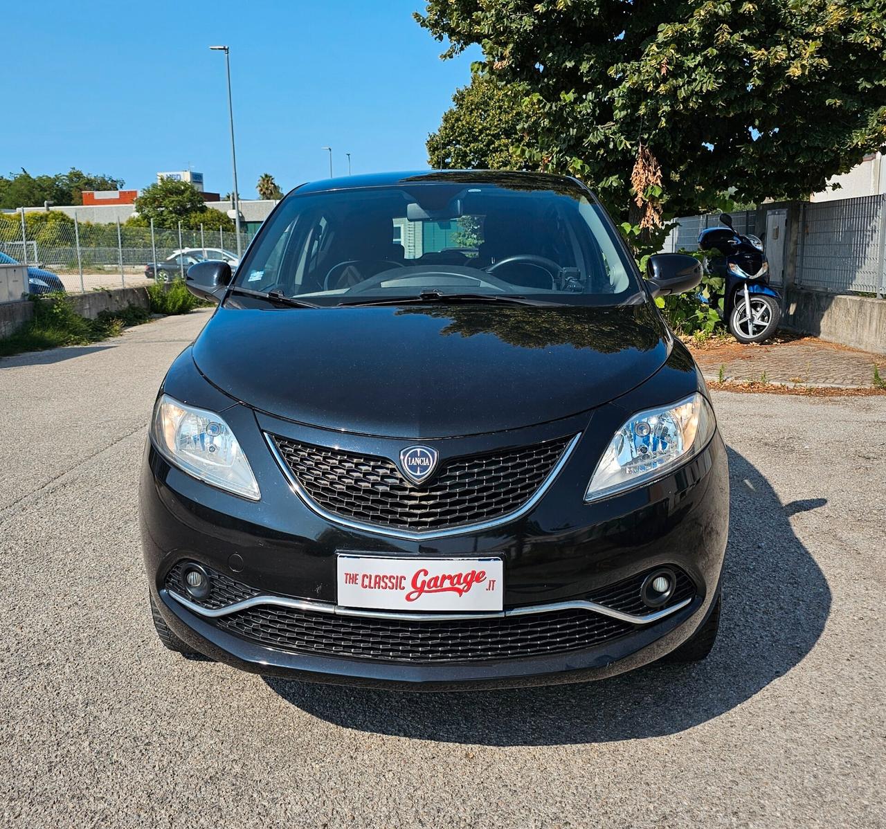 Lancia Ypsilon 0.9 TwinAir Metano Ecochic Gold