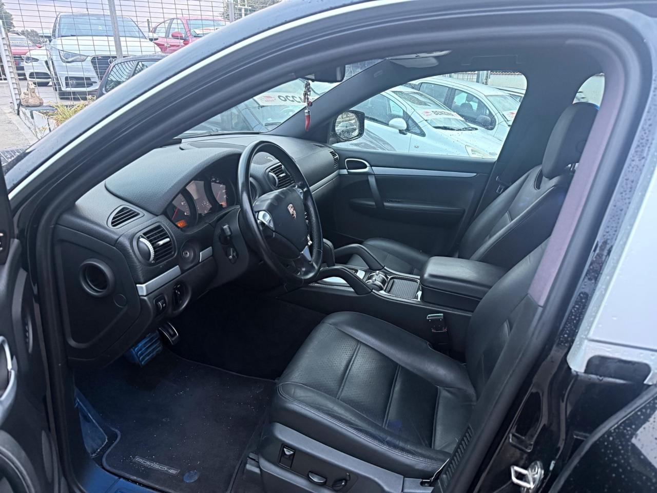 Porsche Cayenne 3.0 Diesel Garanzia 12 Mesi
