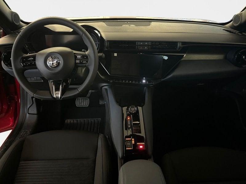 Alfa Romeo Junior 1.2 ibrida 145cv edct6