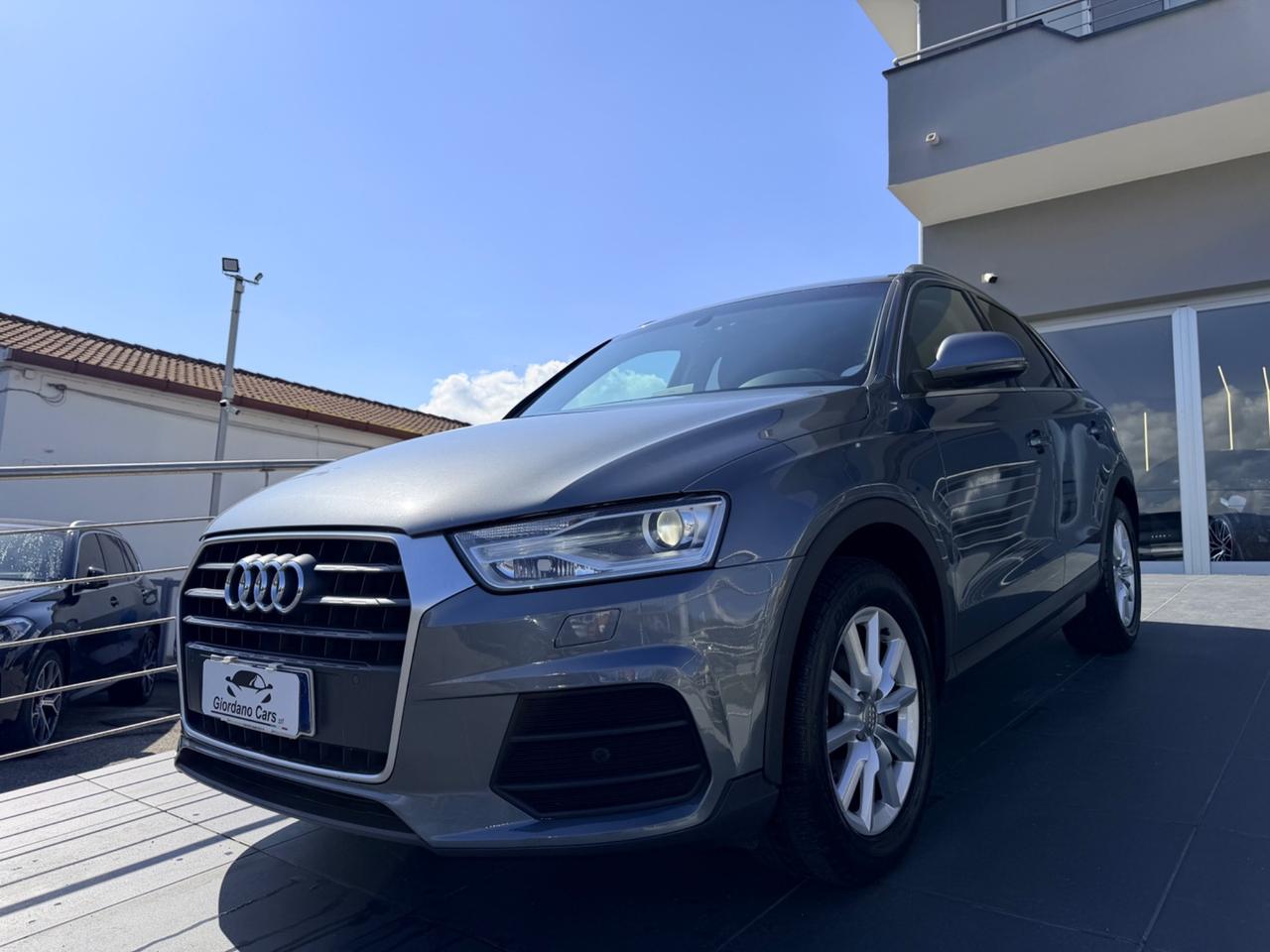 Audi Q3 2.0 TDI 120CV S tronic Sport in garanzia