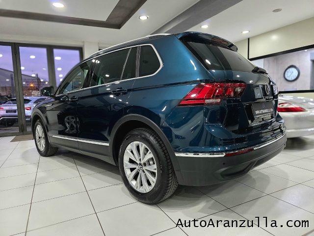 VOLKSWAGEN Tiguan 2.0 TDI 122CV SCR Life Navi - Fari Led