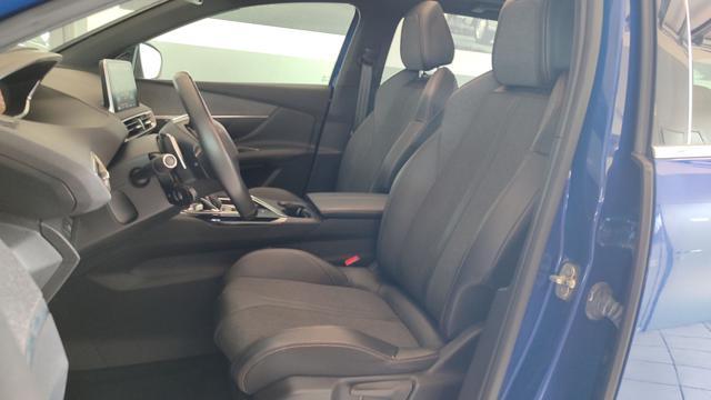 PEUGEOT 3008 130cv EAT8 GT Line TETTO FULL OPTIONAL