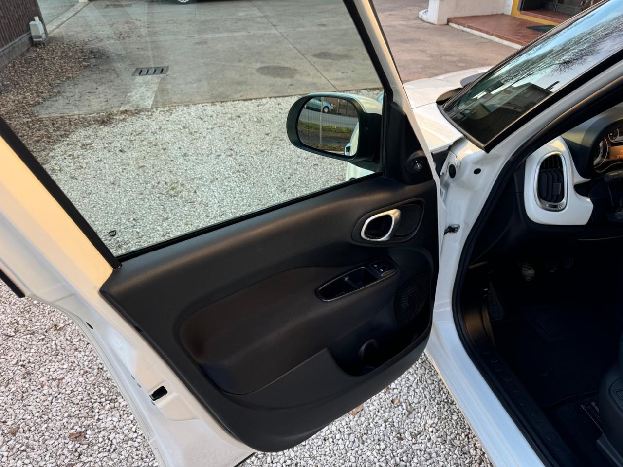 Fiat 500L LIVING 1.6 MJT 120cv Lounge UniProp