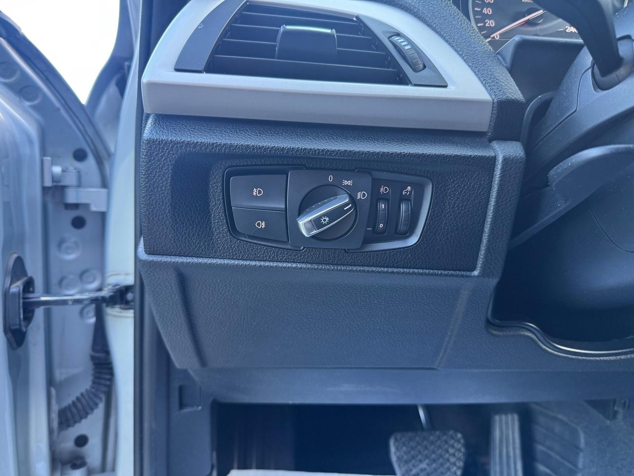 Bmw 116 116d 5p. Urban