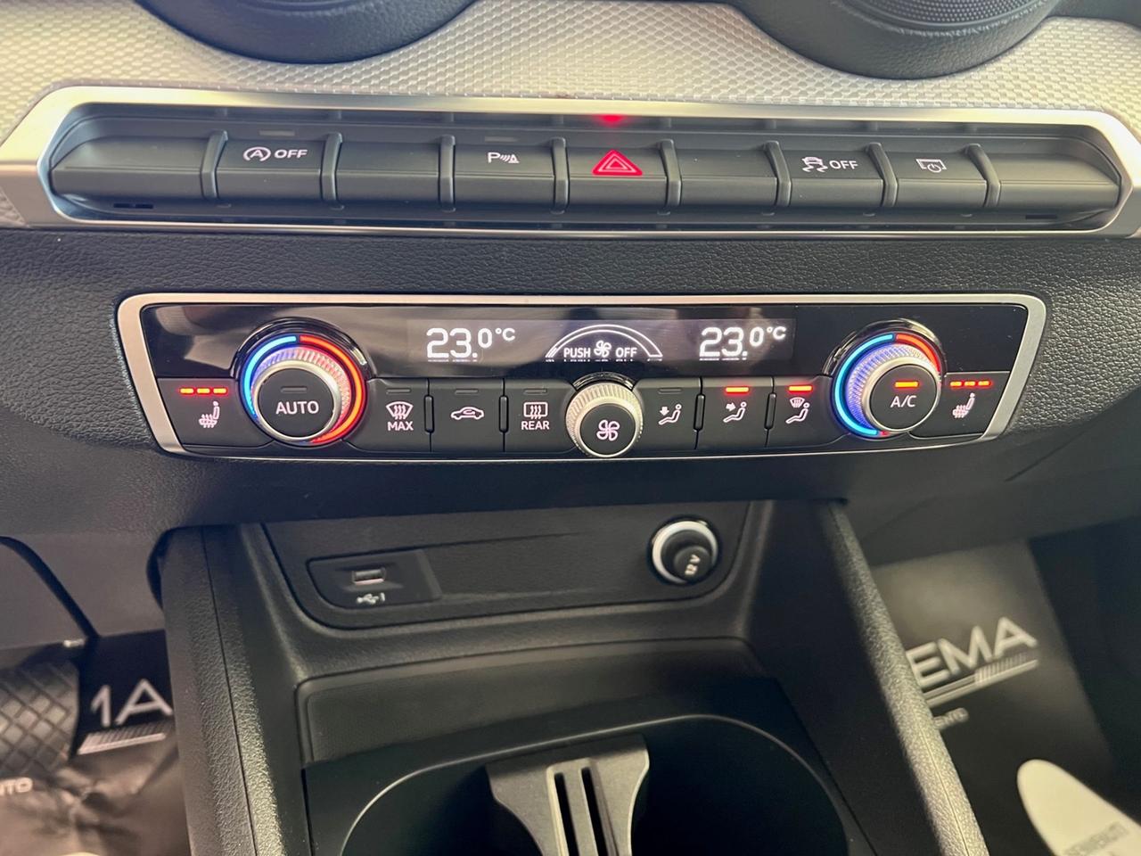 AUDI Q2 I 2021 35 1.5 tfsi S line edition - PARI AL NUOVO!