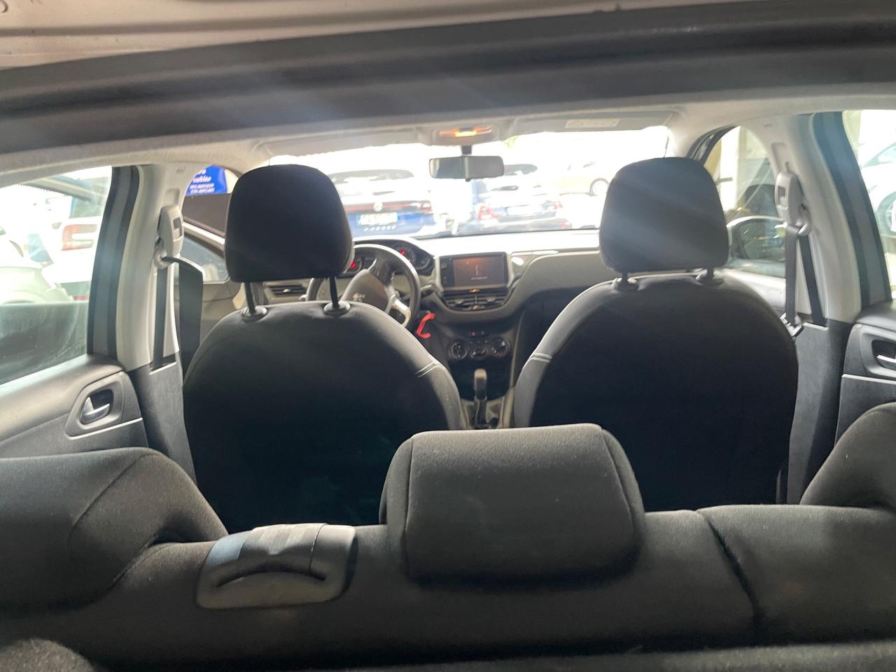 Peugeot 208 PureTech 82 5 porte Active - Nessun vincolo -