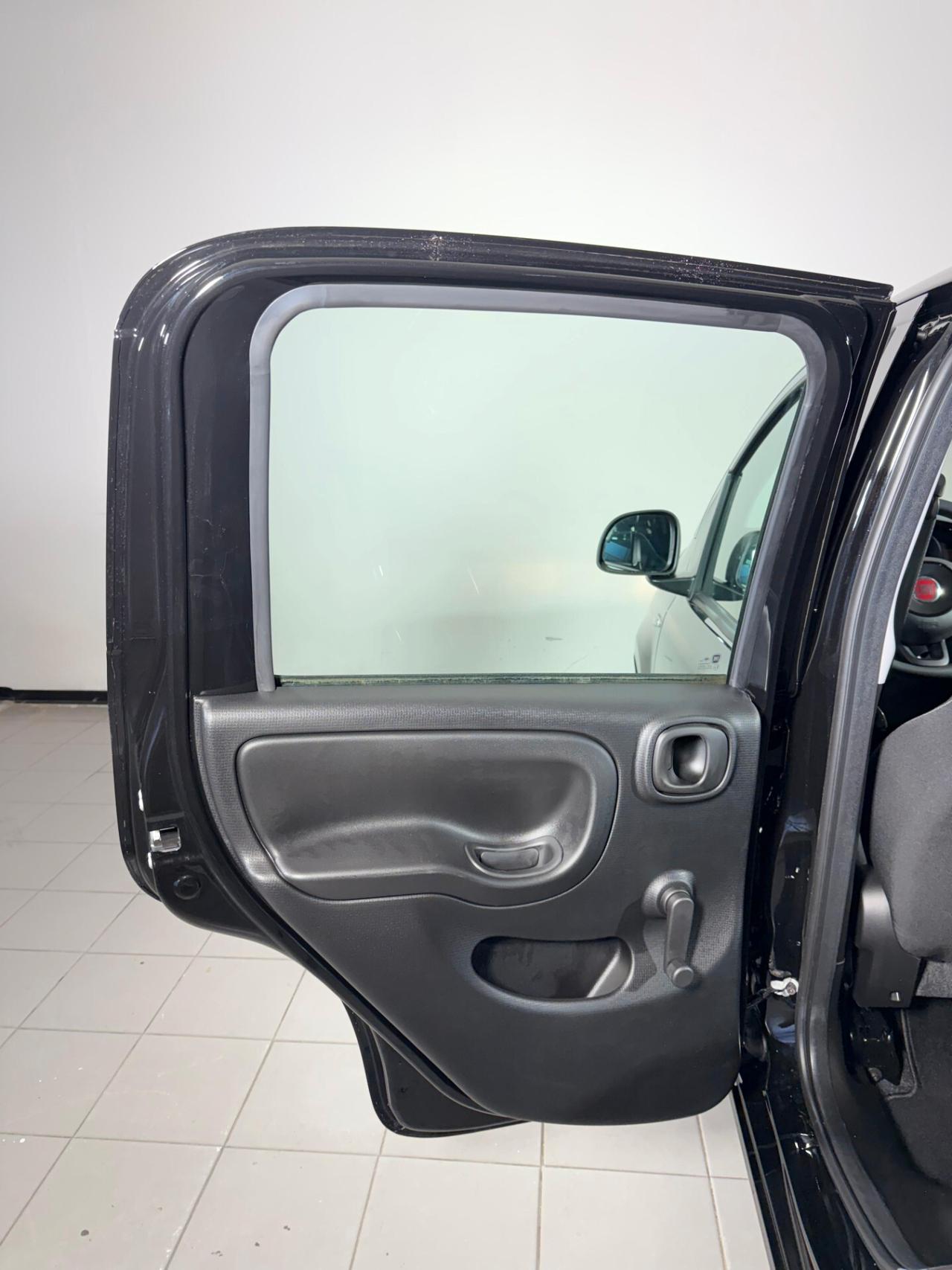 Fiat Panda 1.0 FireFly S&S Hybrid Pack City Sensori di Parcheggio