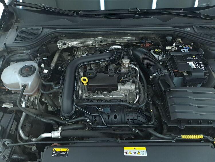 Volkswagen Golf DSG Life BR836820 1.0 Mild Hybrid 110CV