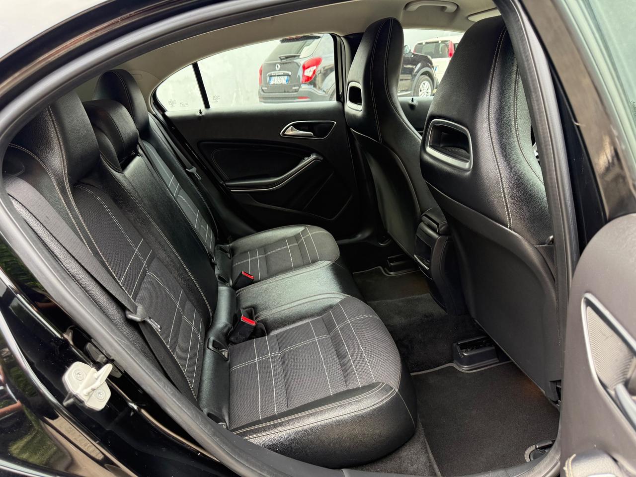 Mercedes-benz A 200 d Automatic Premium