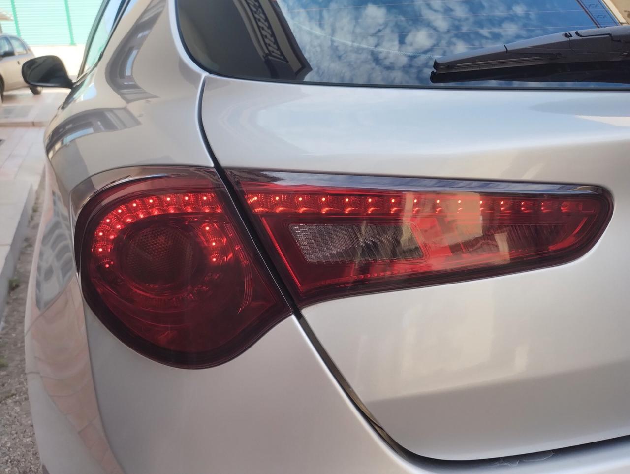 Alfa Romeo Giulietta 1.6 JTDm-2 105 CV Distinctive