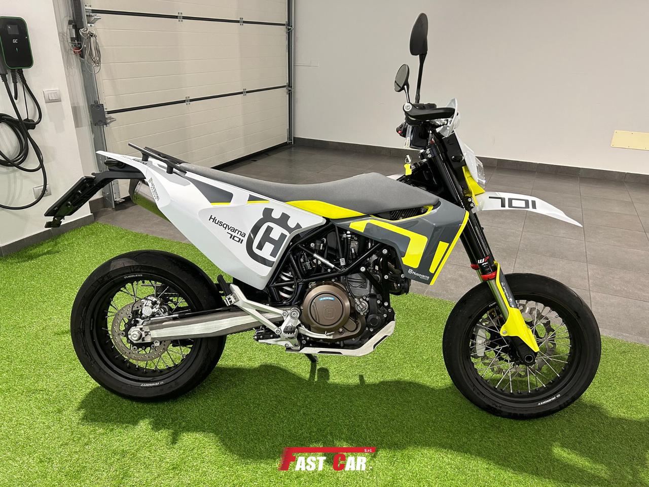 Husqvarna 701 Supermoto