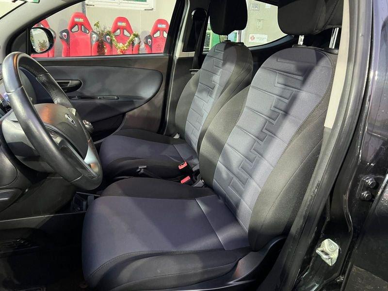 Lancia Ypsilon Ypsilon 1.0 FireFly 5 porte S&S Hybrid Gold Plus