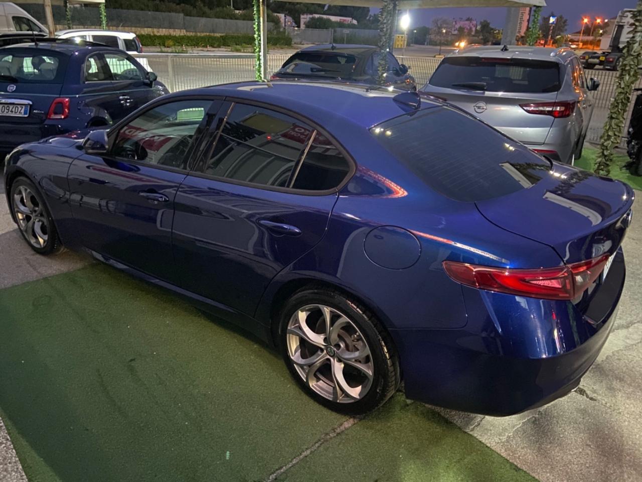 Alfa Romeo Giulia 2.2 160CV AT8 nuovissima garanzia