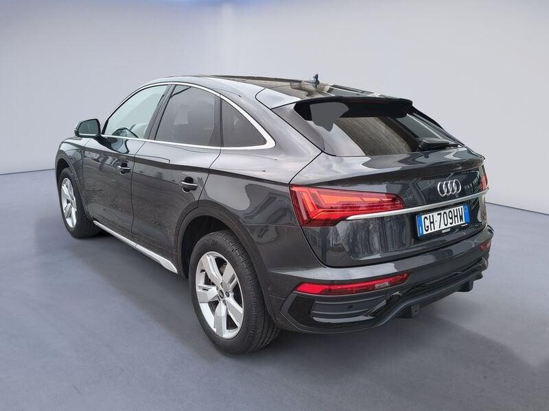 Audi Q5 Sportback 40 TDI Busin. Advanced quattro Hybrid 204 CV