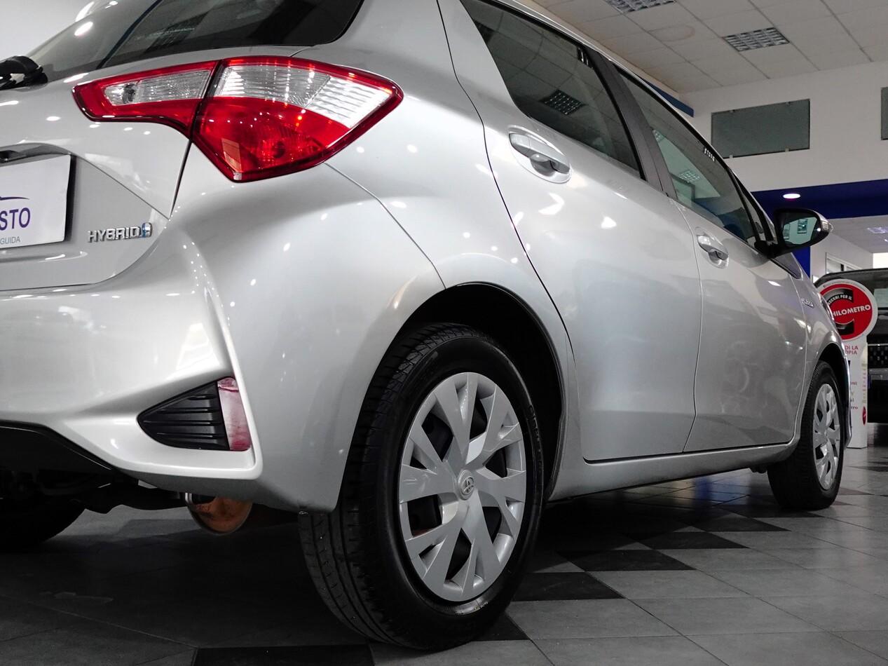 Toyota Yaris 1.5 BZ 73 CV HYBRID BUSINESS