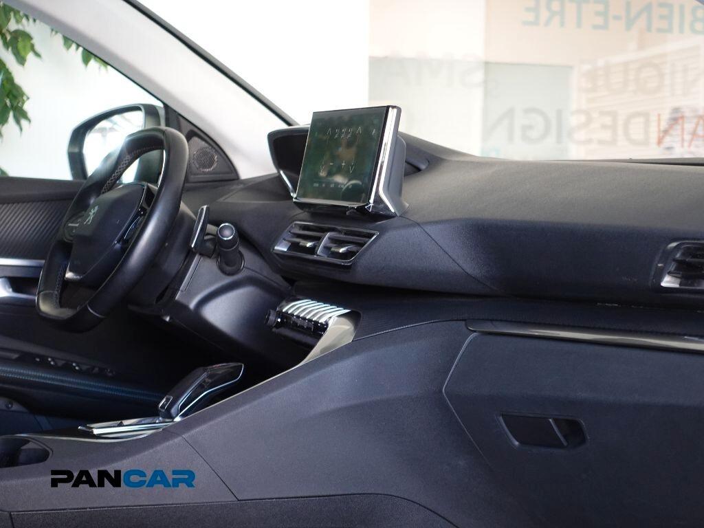 Peugeot 3008 BlueHDi 130 S&S EAT8 Allure