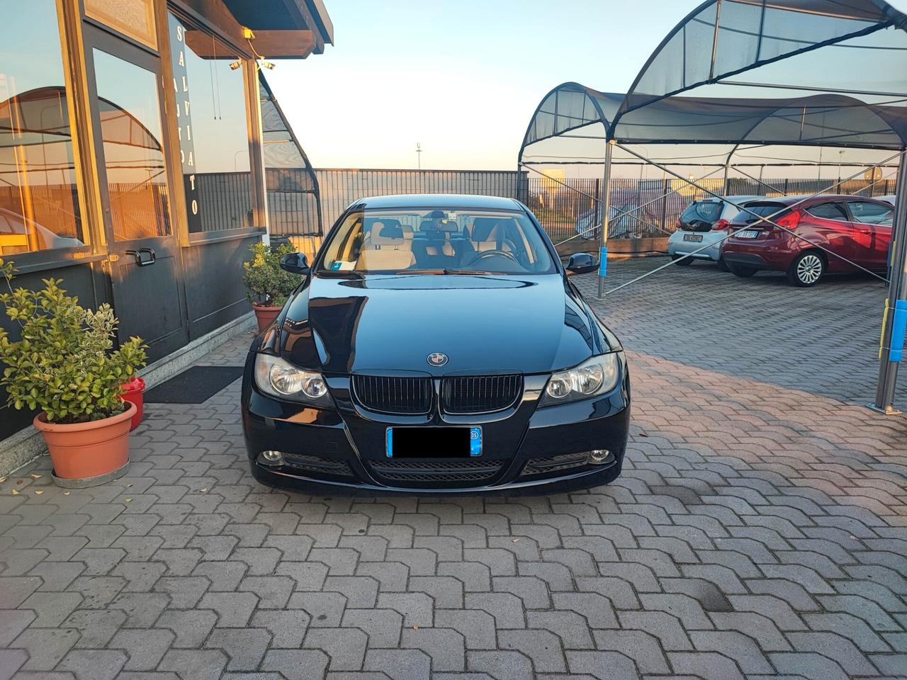 Bmw 320 berlina 150 cv (leggi bene)