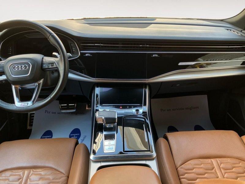 Audi Q8 RS TFSI V8 quattro tiptronic