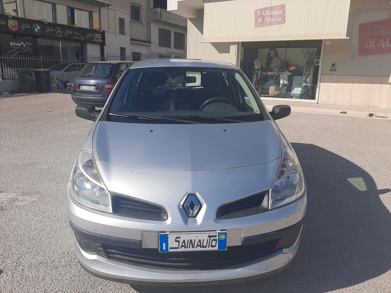 Renault Clio 1.5 dCi 70CV 5 porte Dynamique garanzia