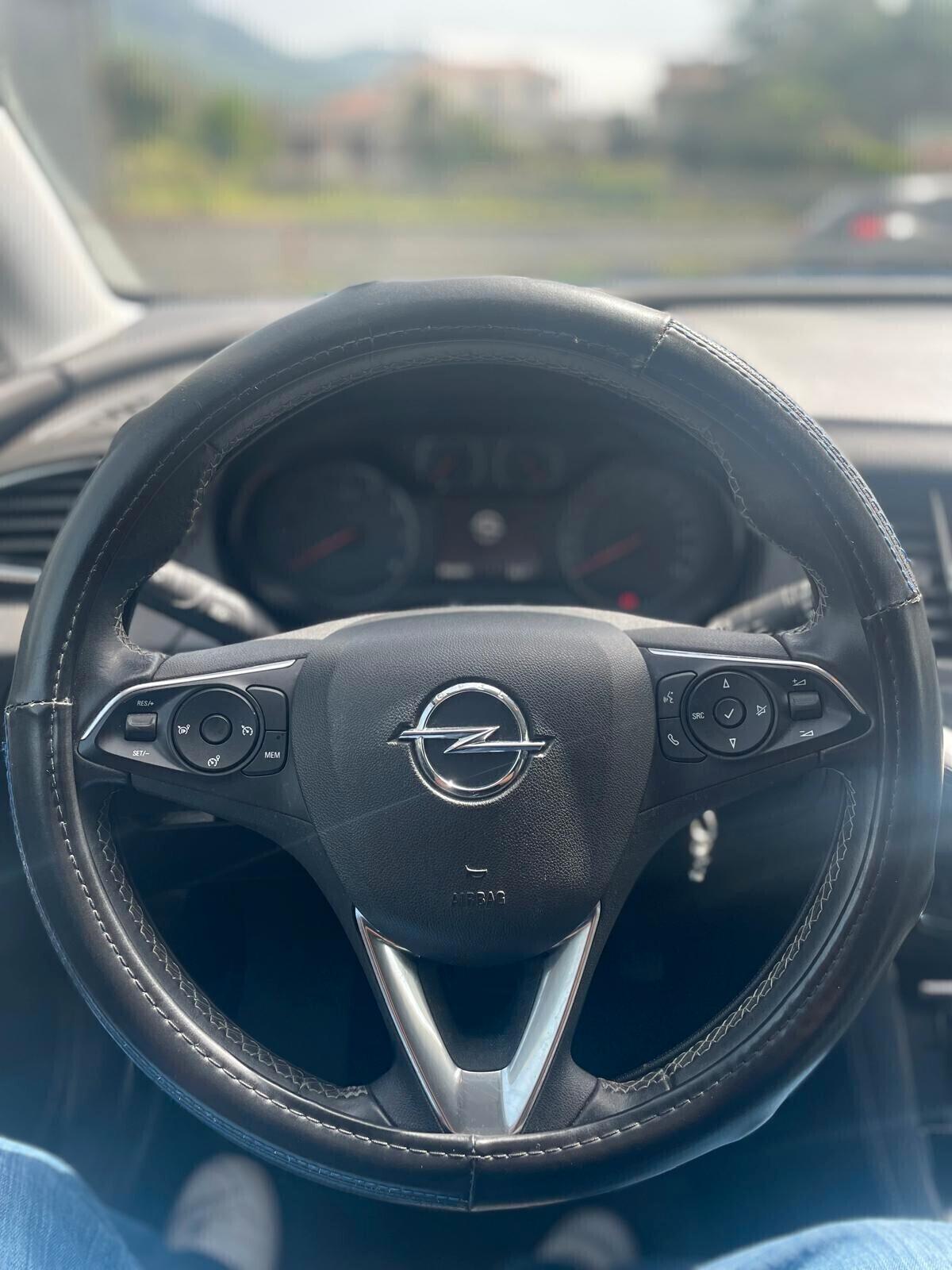Opel Crossland X 1.5 Diesel 130cv