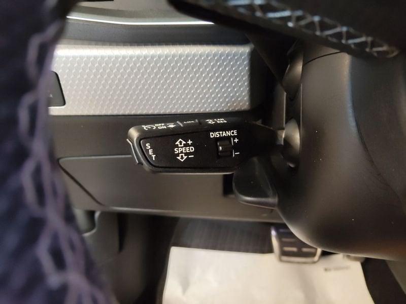 Audi A1 citycarver 30 TFSI S tronic Identity Contrast