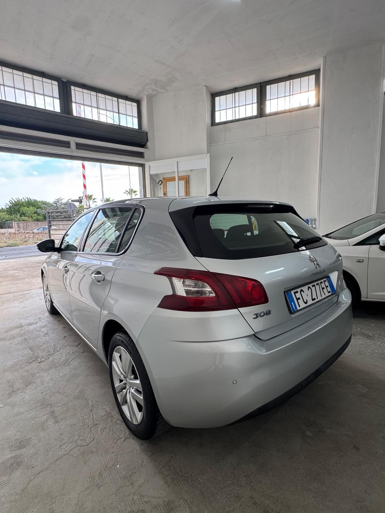 Peugeot 308 1.6 cv 120 cv Diesel