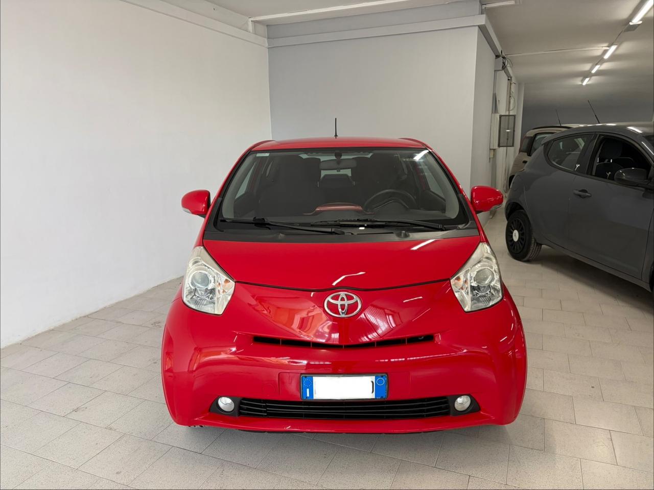 Toyota iQ Cvt automatica Perfetta !