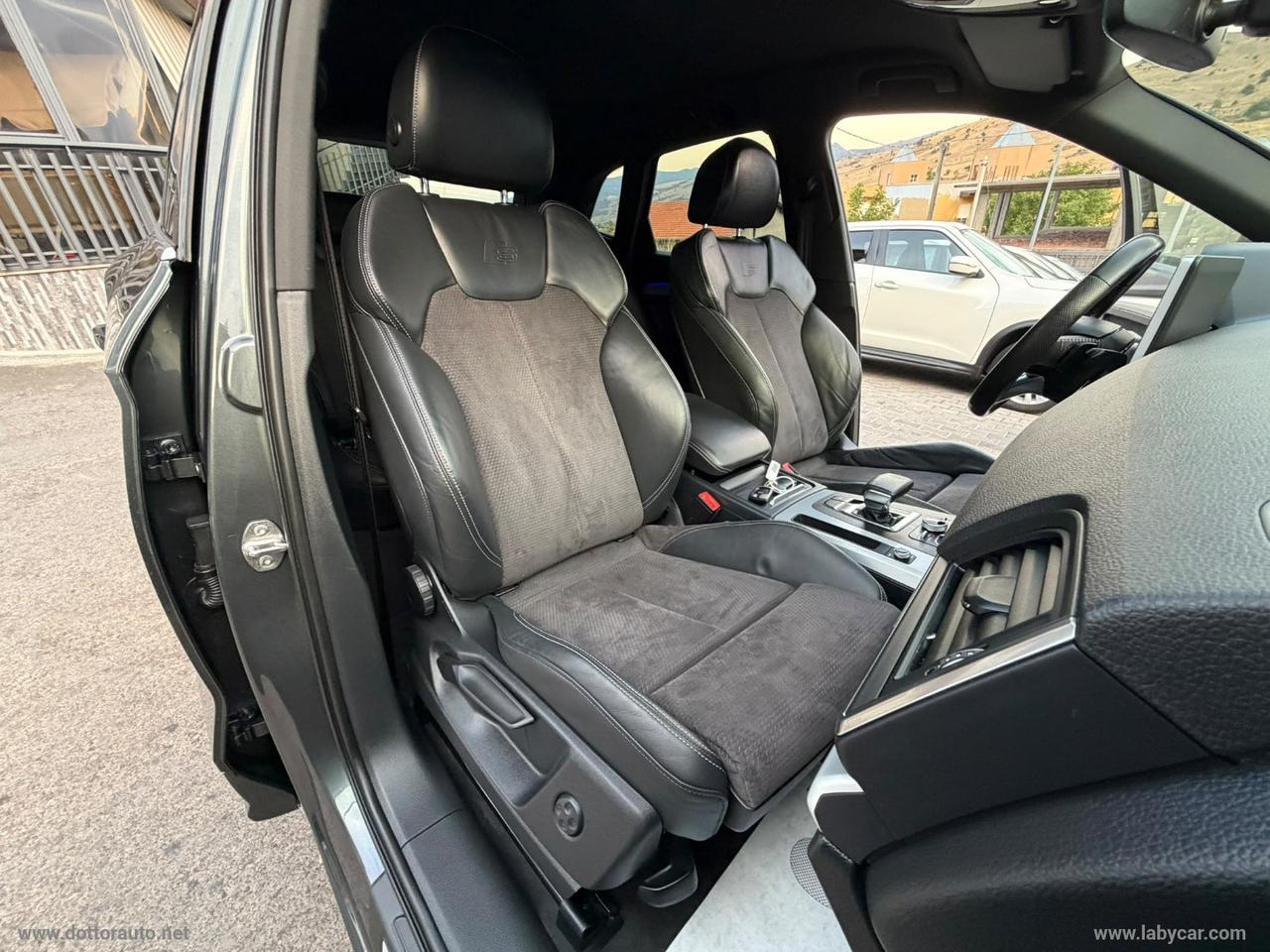 AUDI Q5 40 TDI quattro S tronic S line plus