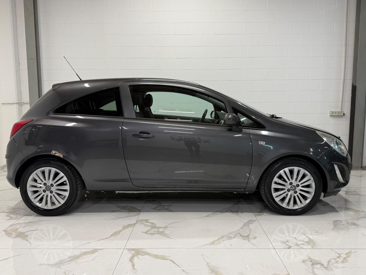 Opel Corsa 1.2 3 porte Elective