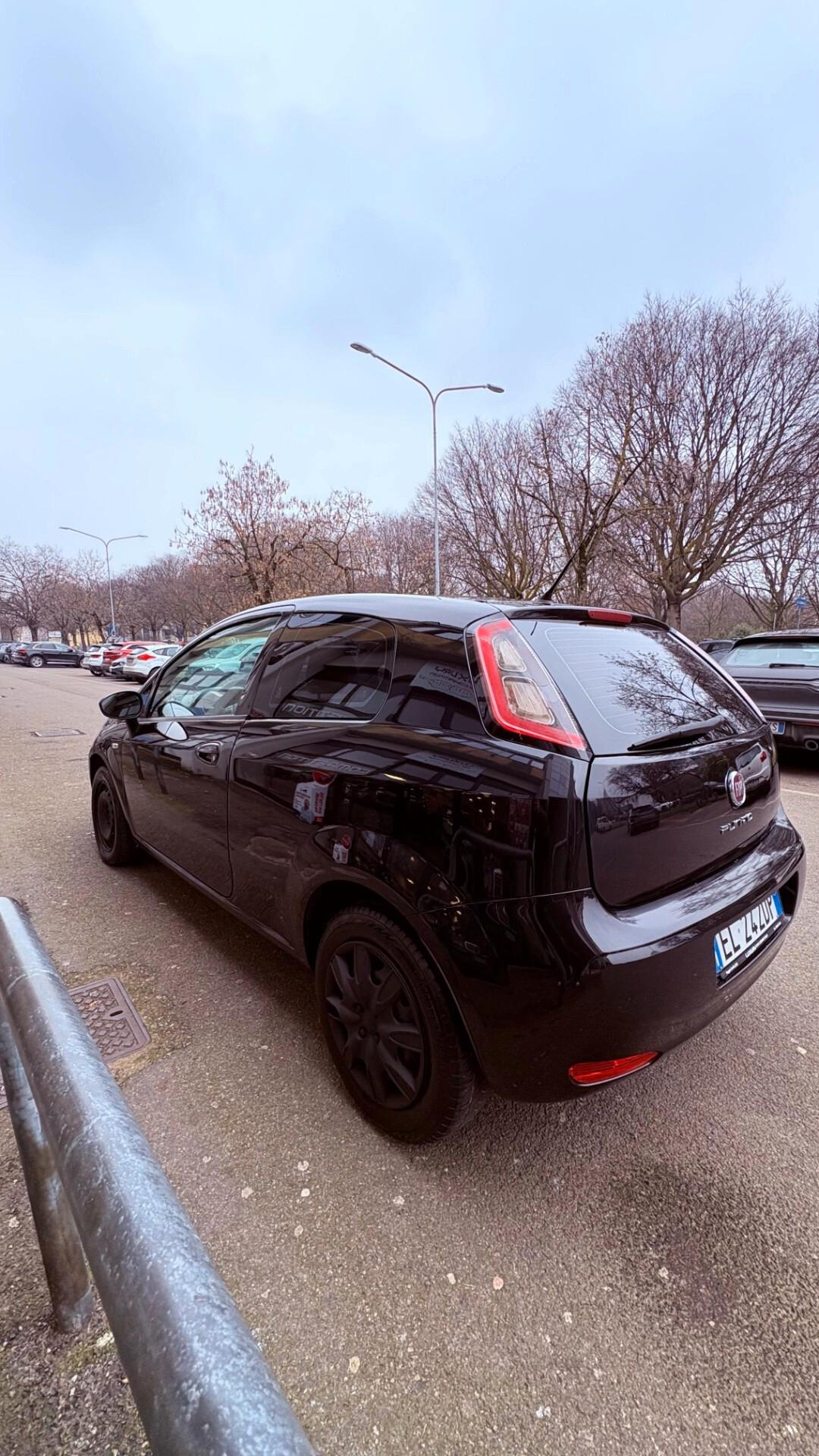 Fiat Punto Evo 1.3 Mjt 75 CV DPF 3p. S&S Blue&Me