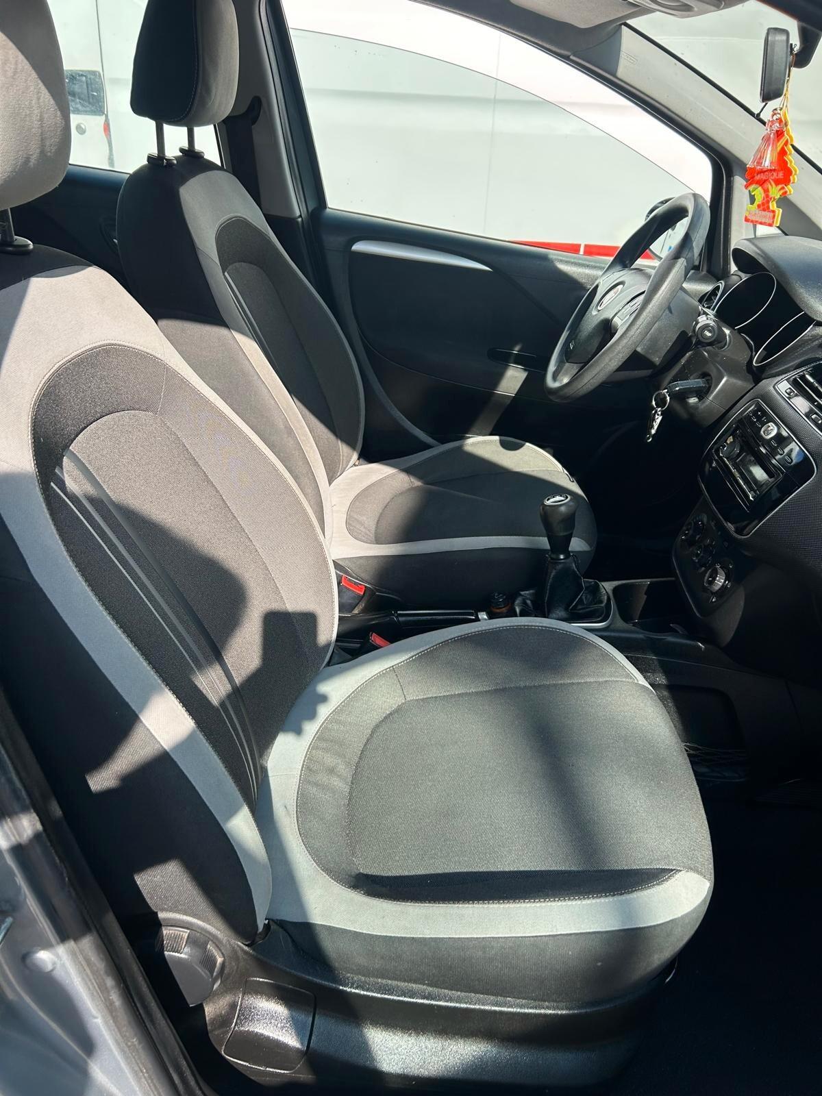 Fiat Punto 1.3 MJT II 75 CV 5 porte Young OK NEO PATENTATI