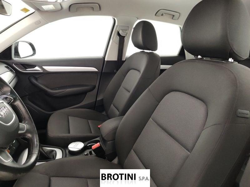 Audi Q3 2.0 TDI 120cv Business