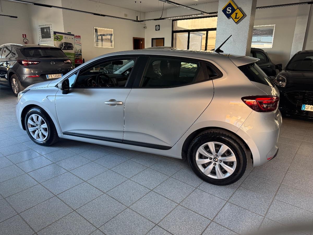 RENAULT CLIO dCi 8V 85CV 5p. Business UNICO PROP/ IVA DEDUCIBILE/ CARPLAY/ NAVIGATORE
