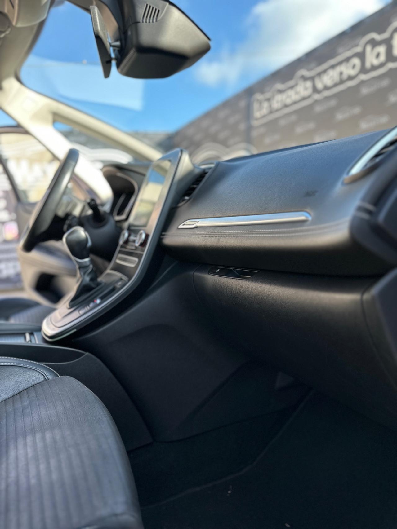 RENAULT GRAN SCENIC (anno 2018) CAMBIO AUTOMATICO