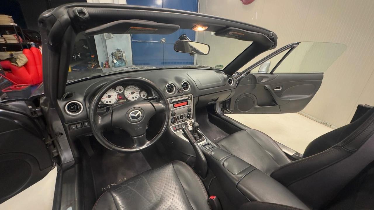 Mazda MX-5 1.6i 16V cat Twins