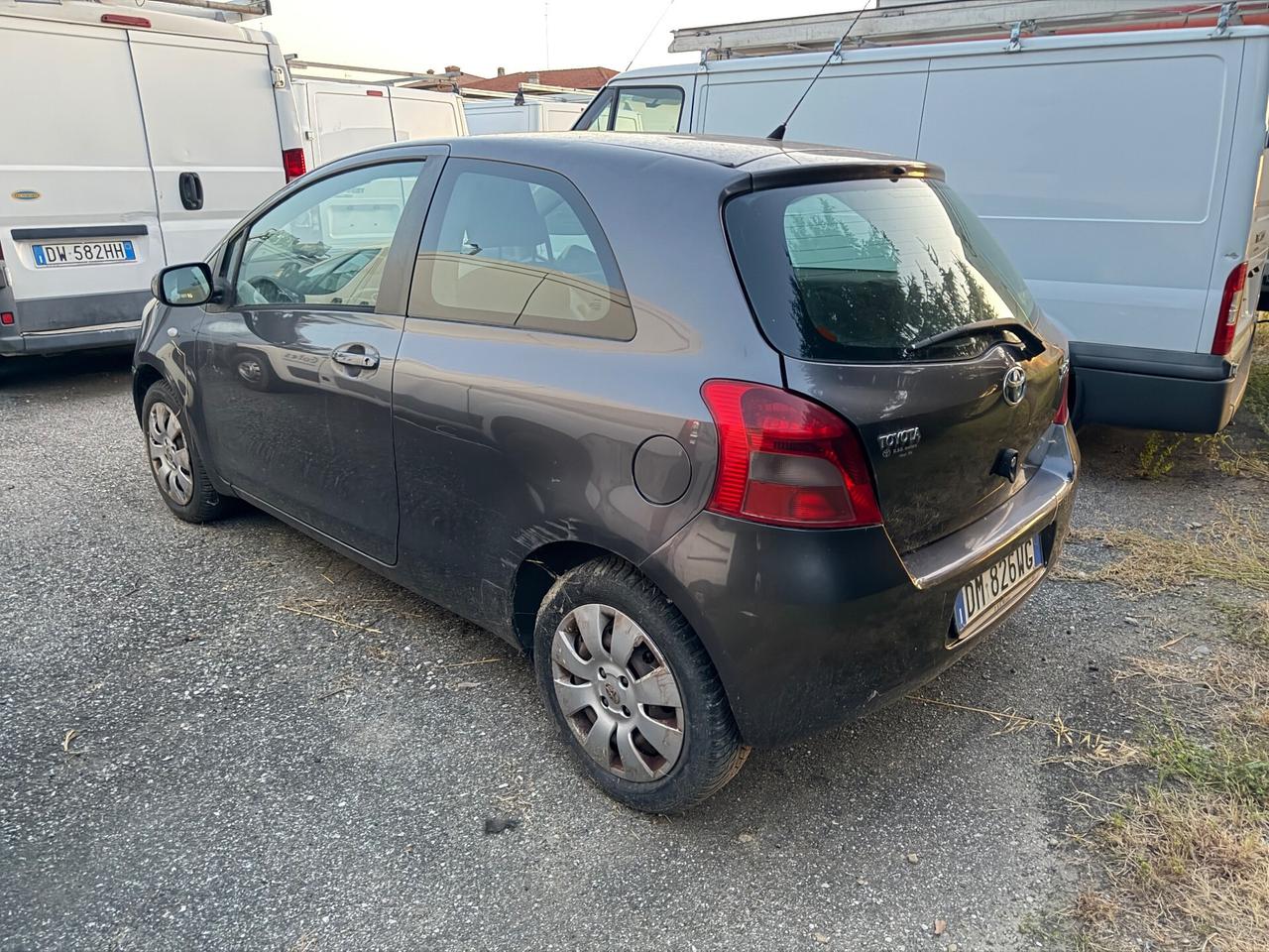 Toyota Yaris 1.3 5 porte ! Motore ROTTO !