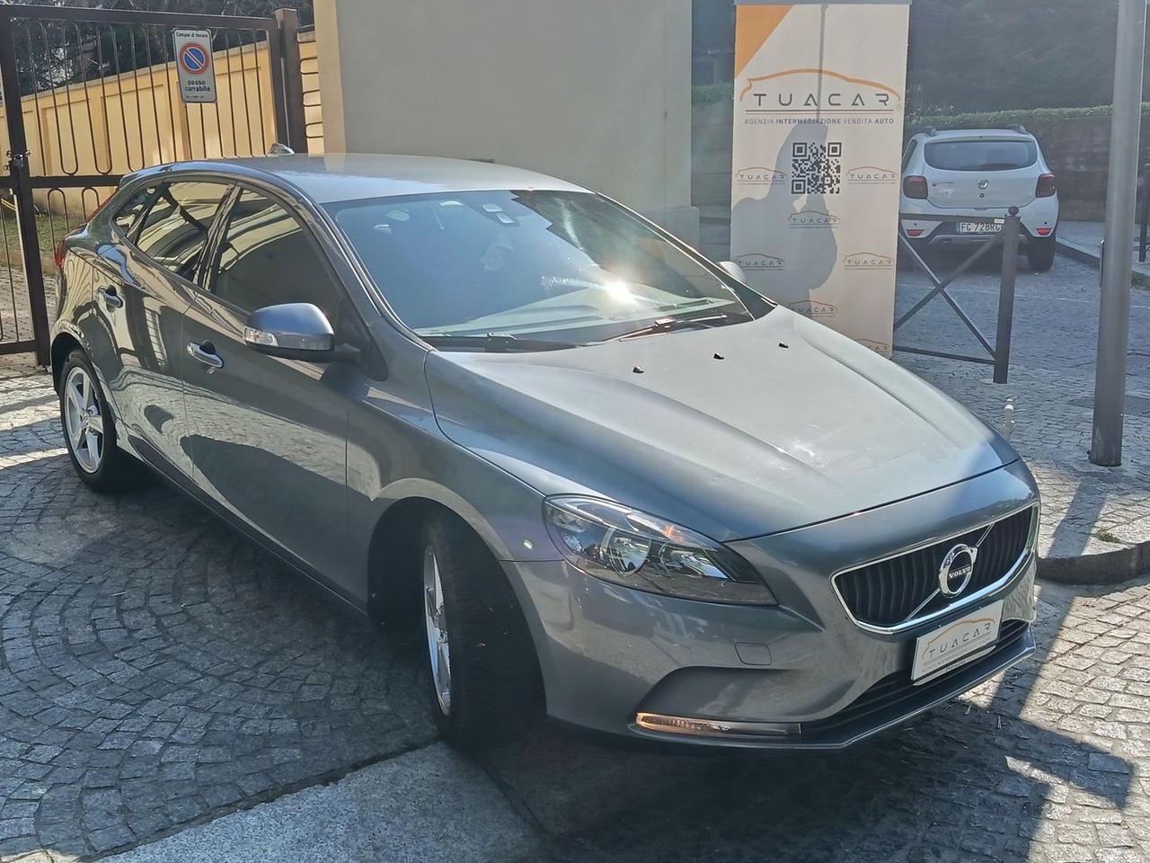 Volvo V40 Business 2.0 D2 #10316