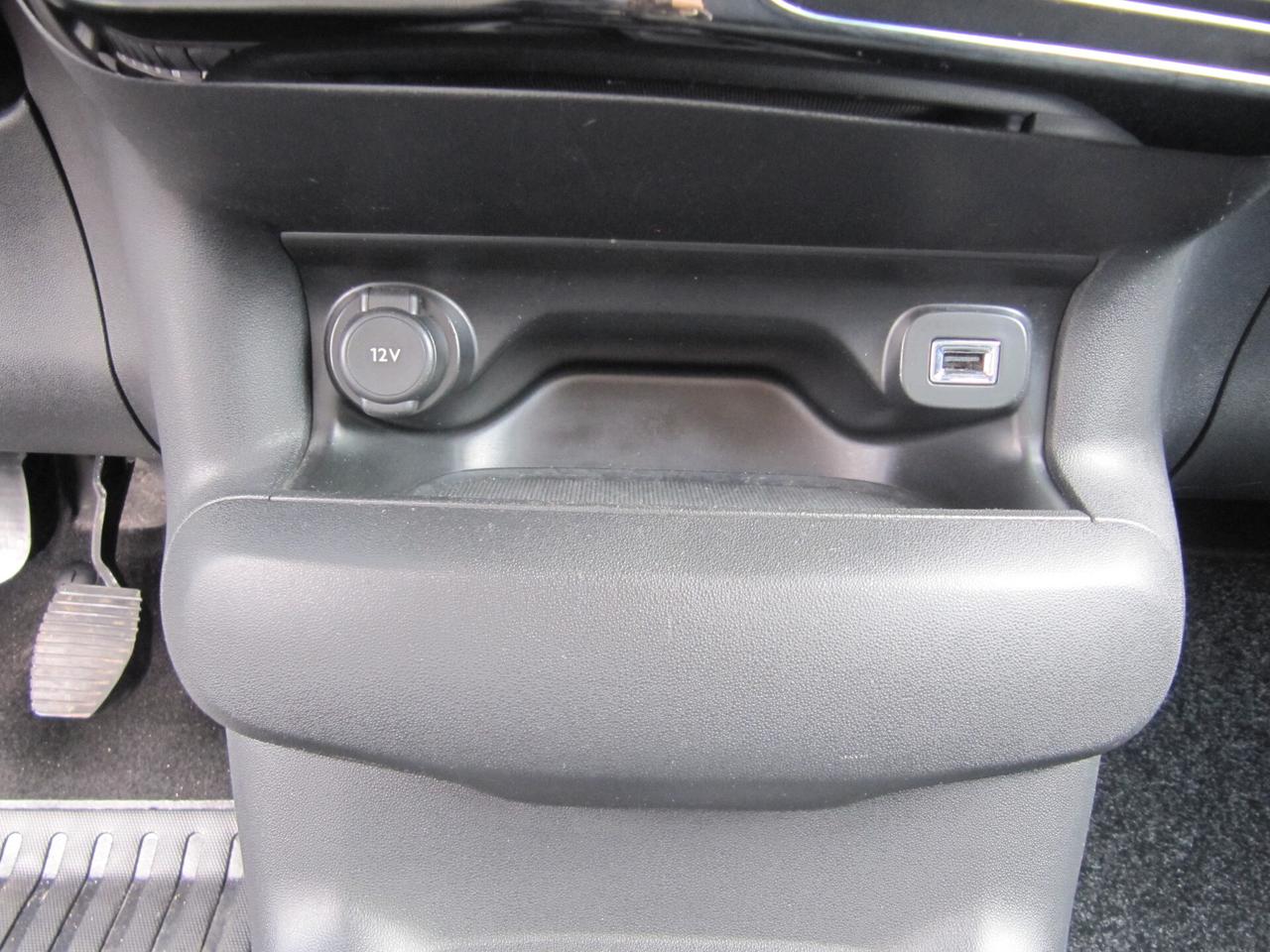 Citroen C4 Cactus BlueHDi 100 Shine