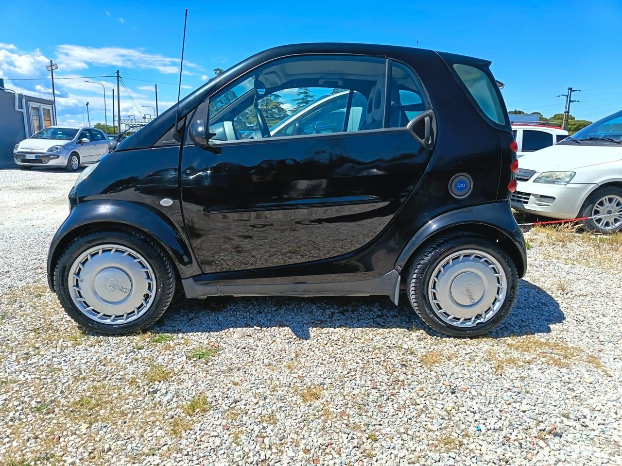 SMART FORTWO 800 TURBODISEL 2005 MOTORE RIFATTO OCCASIONE