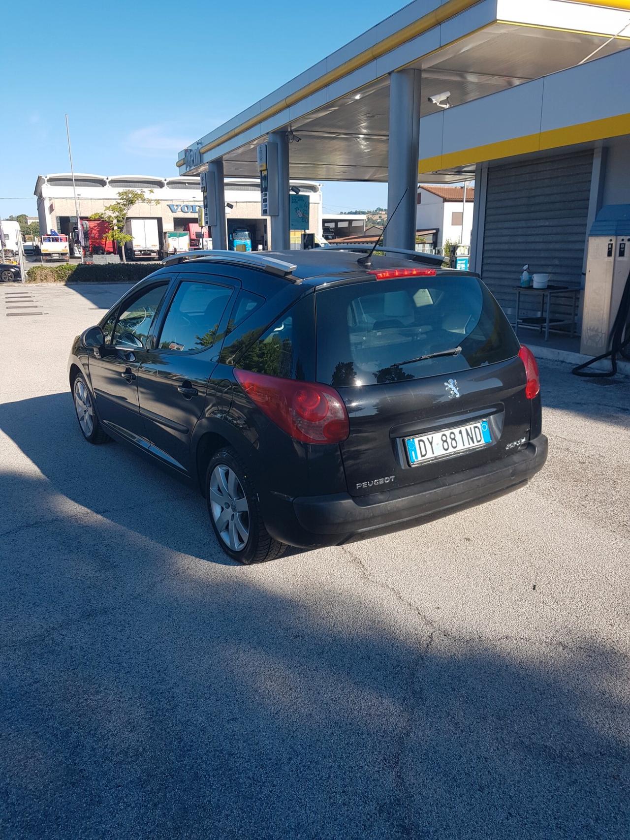 Peugeot 308 1.6 HDi 90Cv anno 2009
