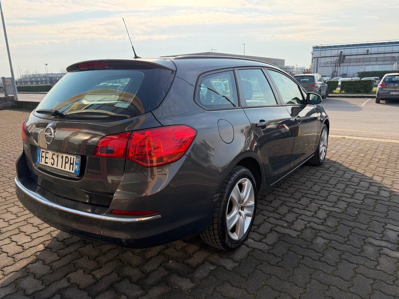 Opel Astra 1.4 Turbo 140CV Sports Tourer GPL Tech Elective