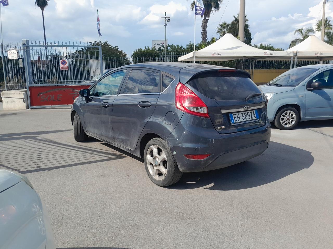 Ford Fiesta 1.4 TDCi 5p. Ghia