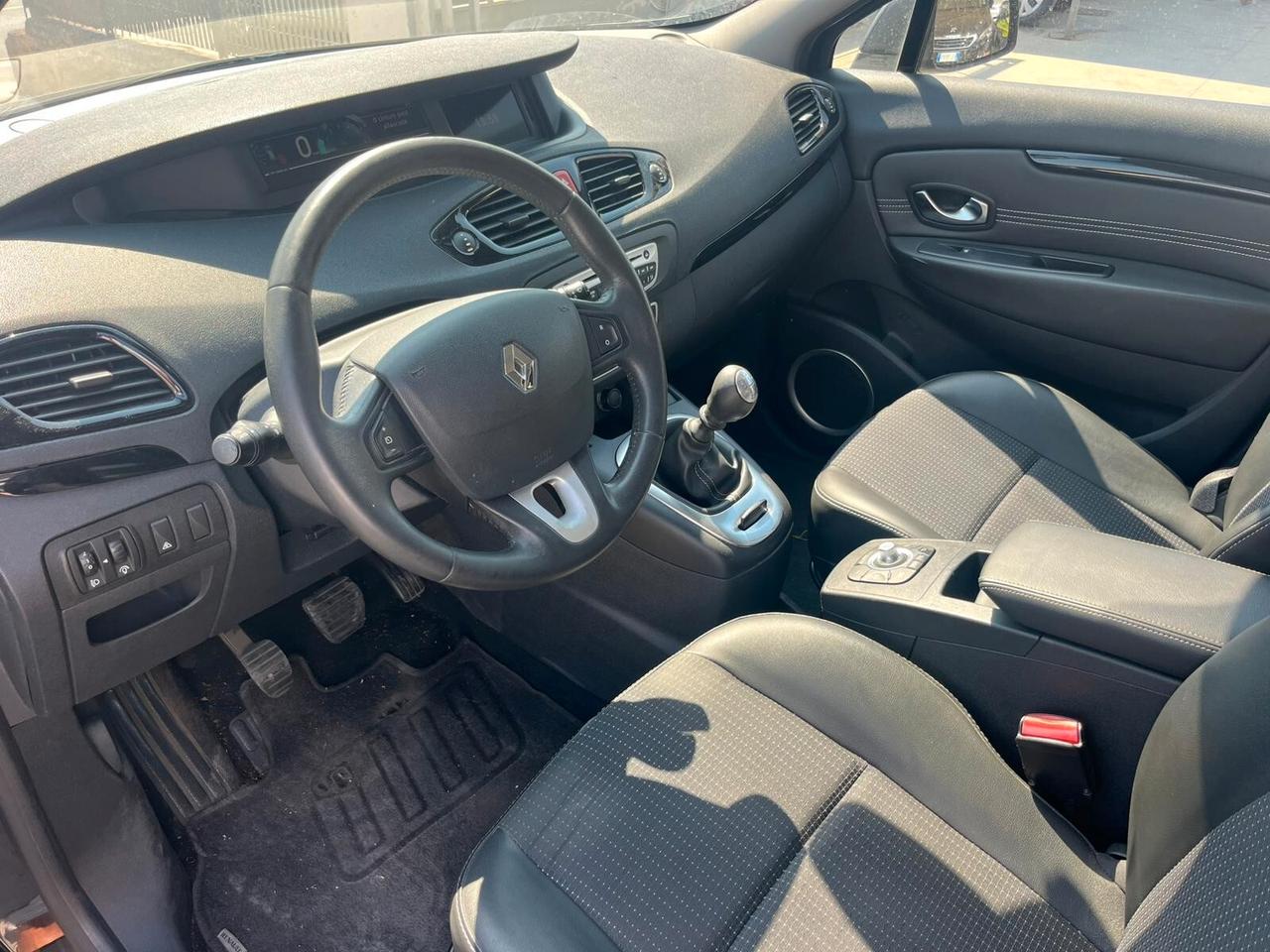 Renault Scenic Scénic X-Mod 1.5 dCi 110CV Attractive