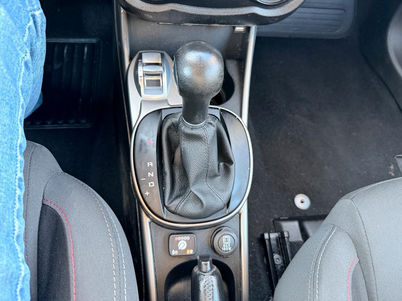 Alfa Romeo MiTo 1.4 Multiair Turbo GPL 135Cv TCT AUTO, DNA