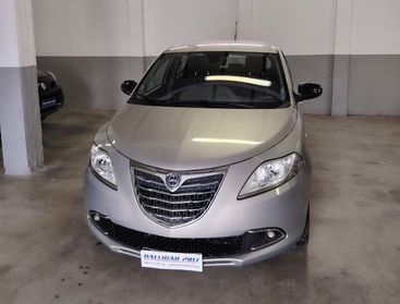 LANCIA YPSILON ECOCHIC GPL!!!
