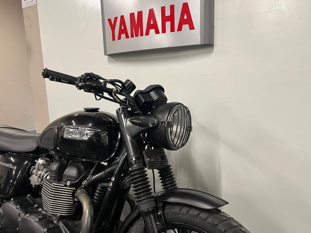 Triumph Bonneville T100