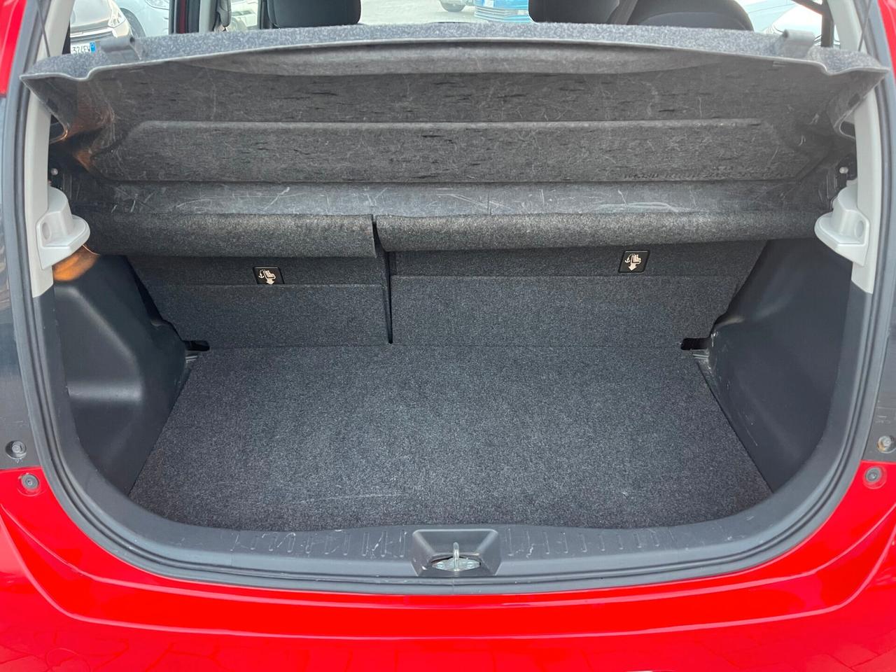 Daihatsu Sirion 1.0 69cv
