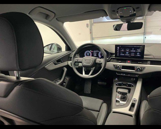 AUDI A4 Avant 35 TFSI S tronic Business Advanced